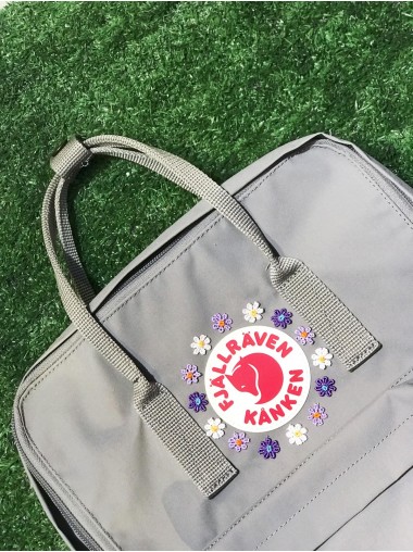 Fjallraven Kanken –  Fog/ Daisy Blossom